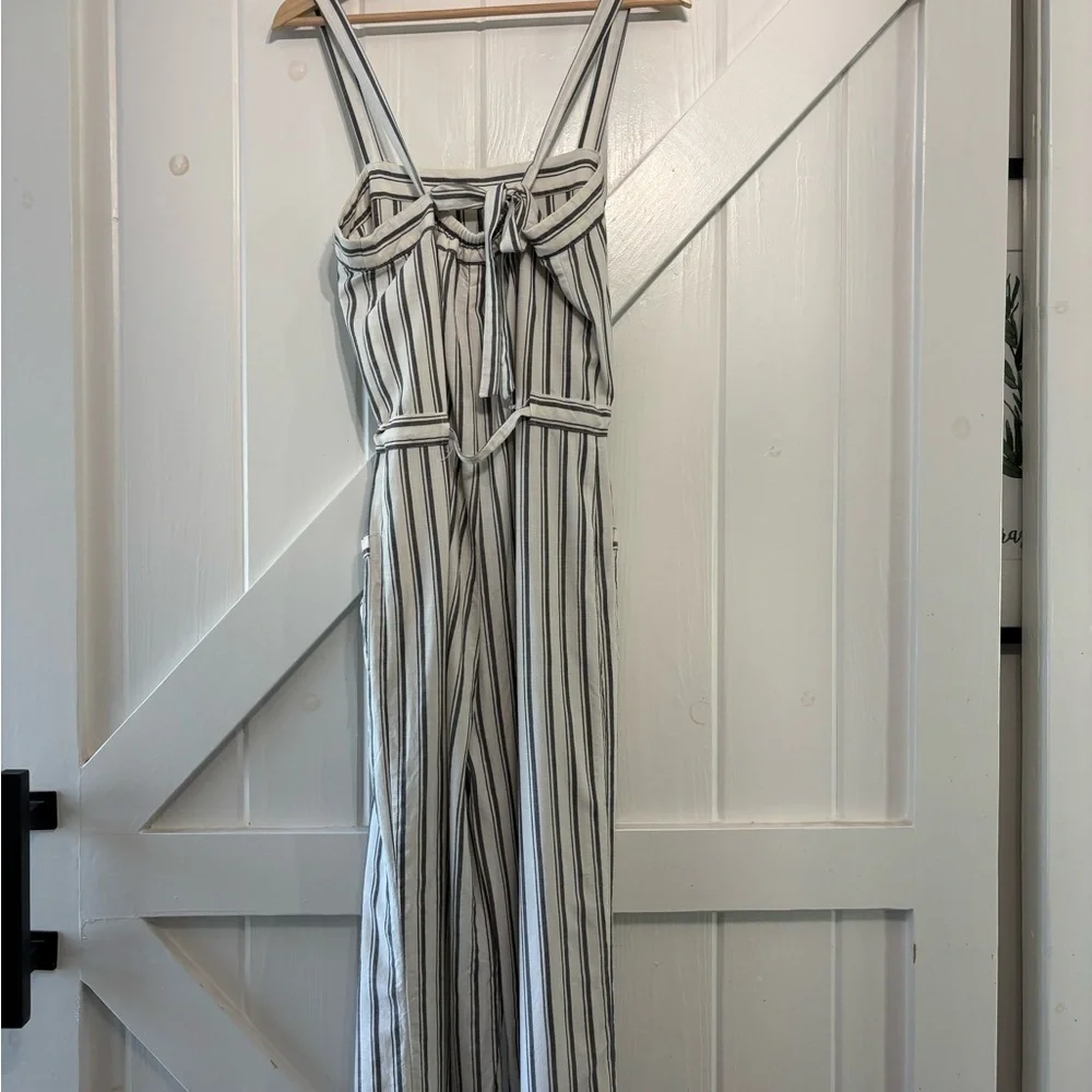 Marine Layer Sleeveless Jumpsuit in navy black stripes Size Medium - Picture 4 of 8